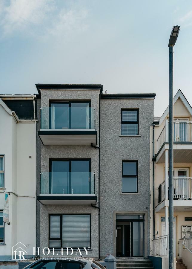 Portrush Penthouse Villa Екстериор снимка